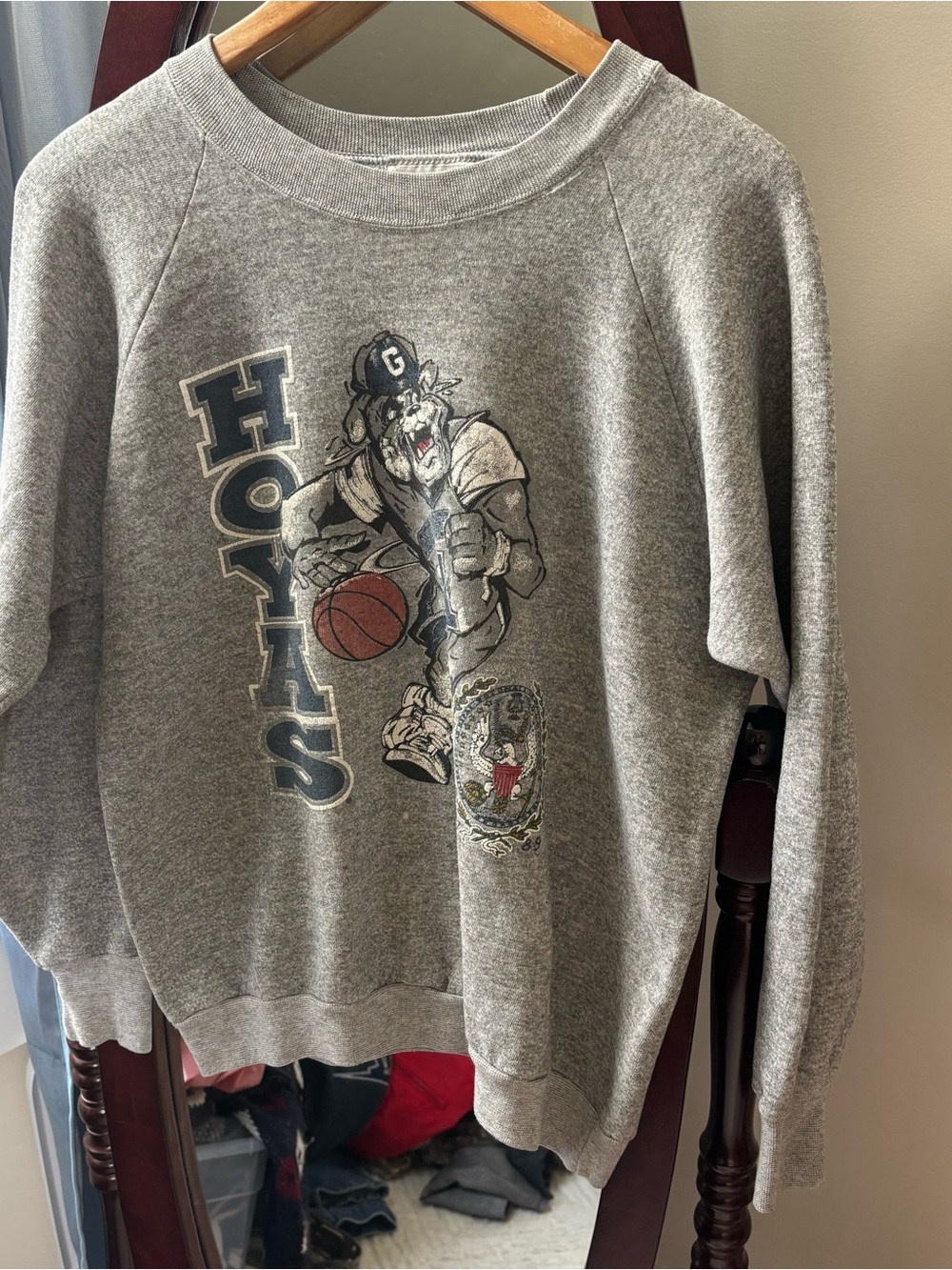 Vintage Georgetown Hoyas 90s Basketball Graphic Sweatshirt crewneck